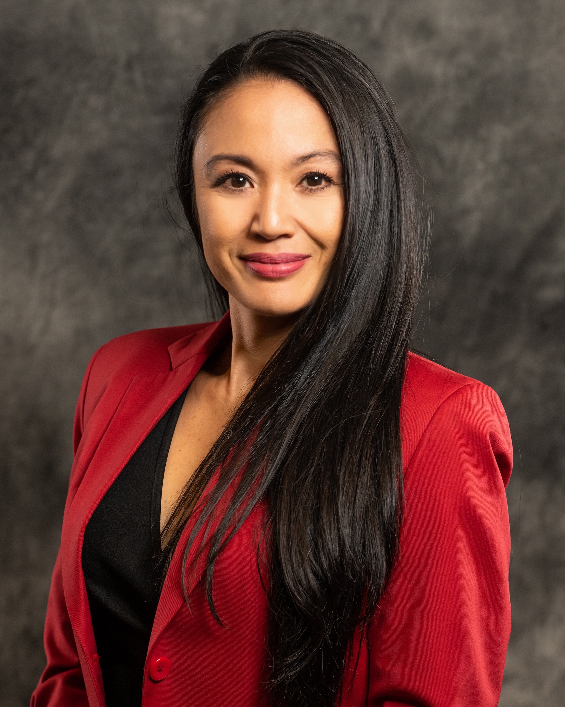 Councillor_Santos_Headshot_2022.jpg