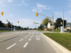 Dashed line Bike Lane at Intersection